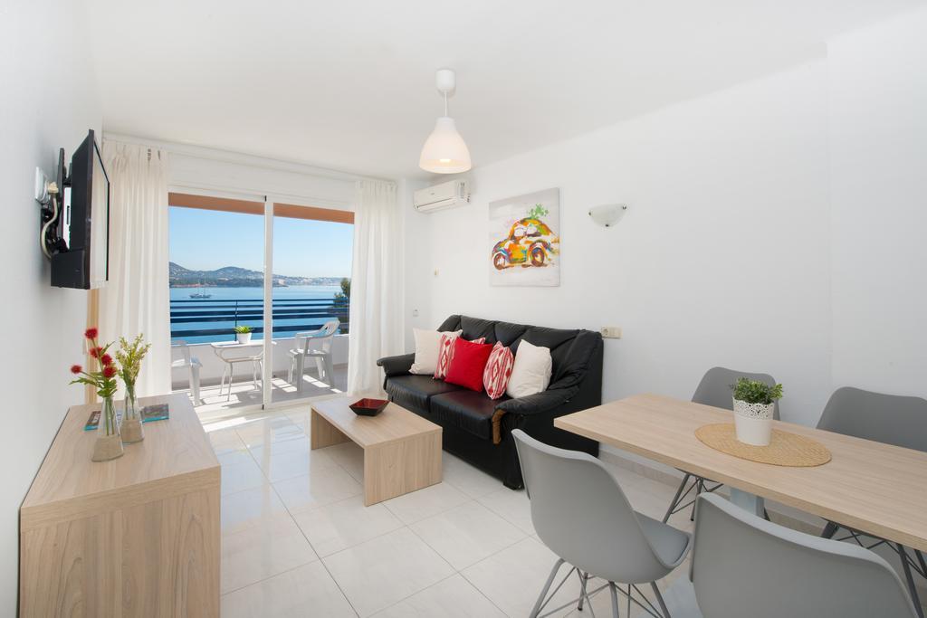 Apartamentos Calablanca Palmanova Buitenkant foto
