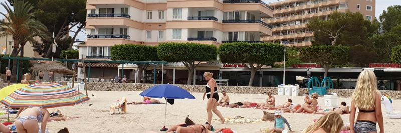 Apartamentos Calablanca Palmanova Buitenkant foto